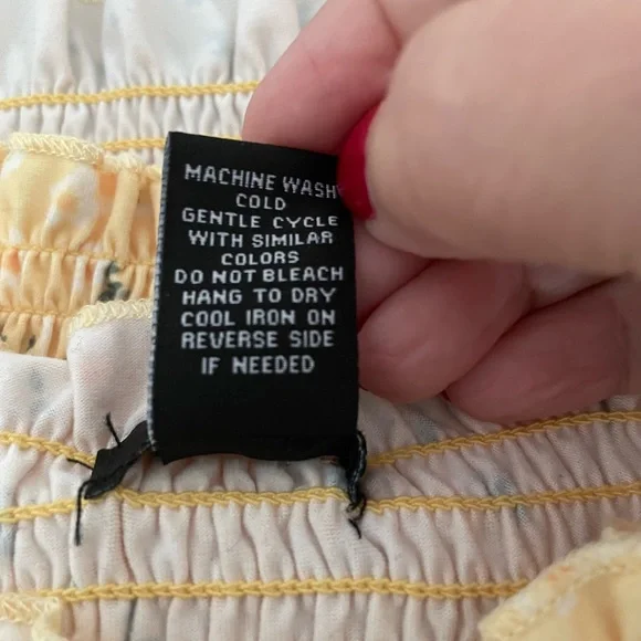 Two Summer Halter Tops * Yellow and‎ Light Blue * - Picture 14 of 14